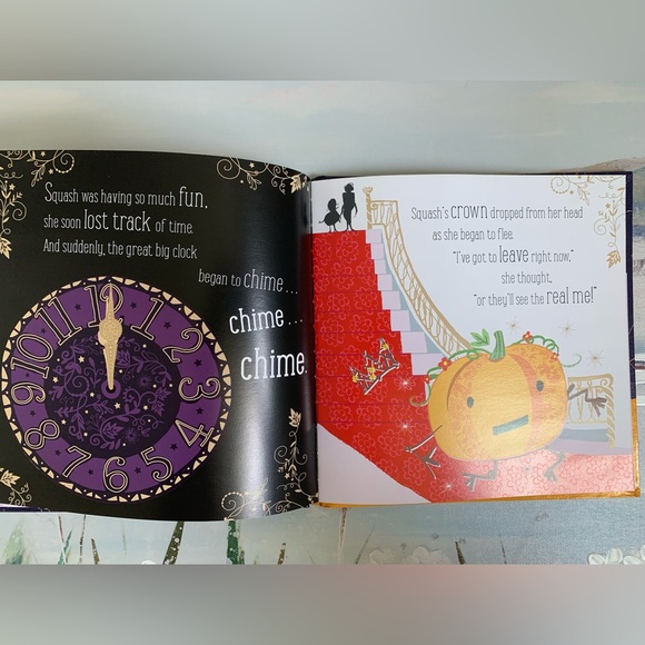 New Squasherella Halloween Children’s Hardcover Book With Necklace🎃 - Picture 11 of 13